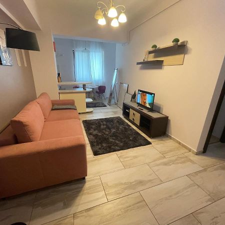 Ferienwohnung Le Lupin / Center Iasi Exterior foto